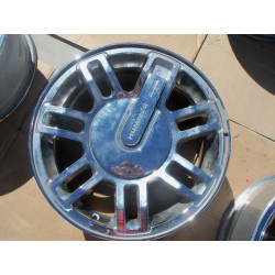 9594960 Hummer H3 Chrome Wheel Rim (16 inch, 6x7.5) 2006-2009