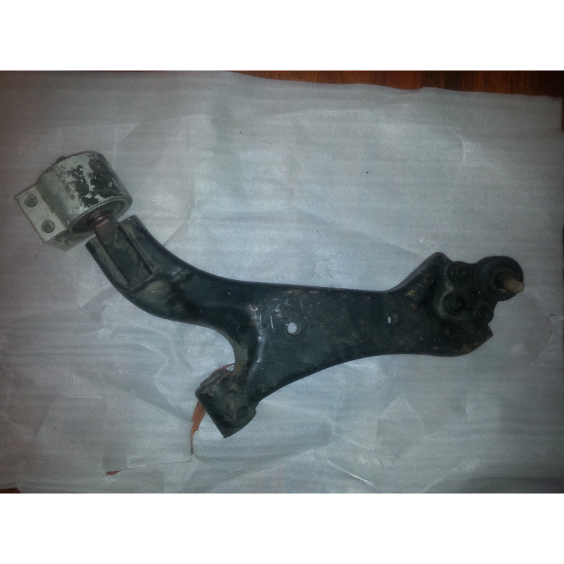 96819161 Saturn Vue Left Control Arm 2008-2013