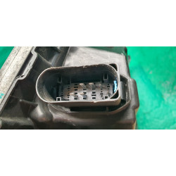 105357500A Tesla Model S Right LED Headlight 2016-2020 105817000C