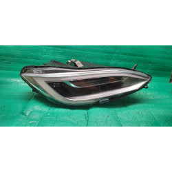 105357500A Tesla Model S Right LED Headlight 2016-2020 105817000C