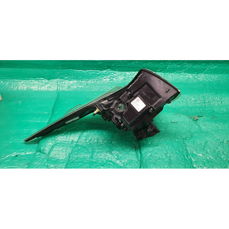 81560-47280 Toyota Prius Left LED Tail Lamp 2016-2018