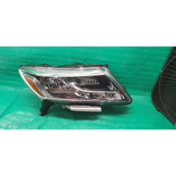26010-3KA0A Nissan Pathfinder Right Halogen Headlight 2013-2016