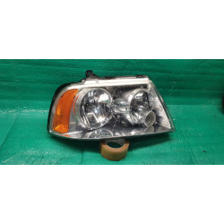 4L74-13005-A Lincoln Navigator Right Halogen Headlight 2003-2006