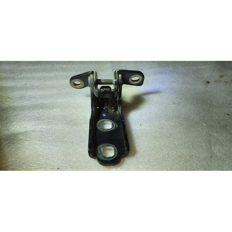 22853450 Cadillac ATS Front Door Hinge Upper Lower 2013-2023
