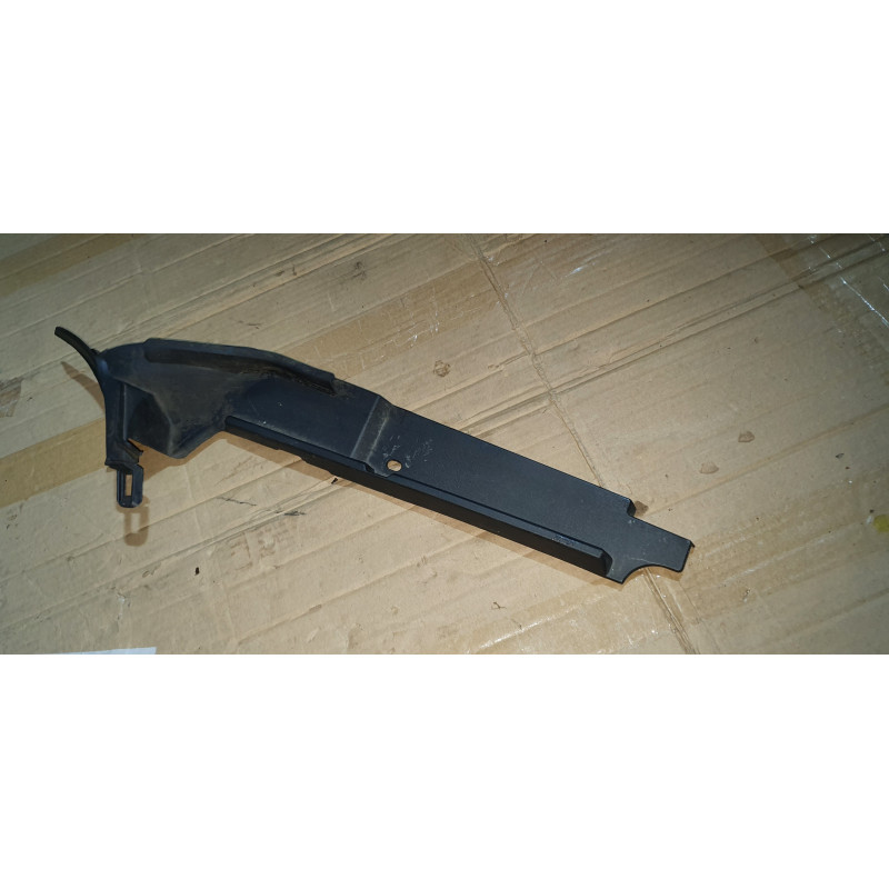 84075649 Cadillac CT6 Front Left Wiper Cowl Extension Filler Cover 23420779
