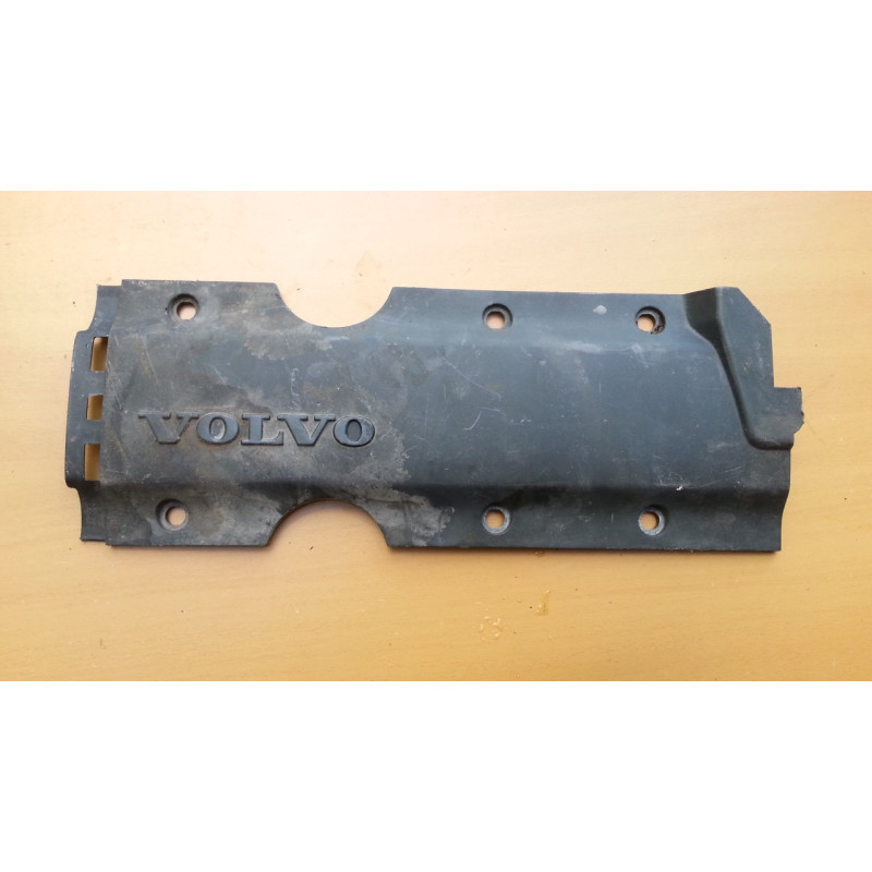 1270363 Volvo XC70 Engine Cover 2000-2009 9207935