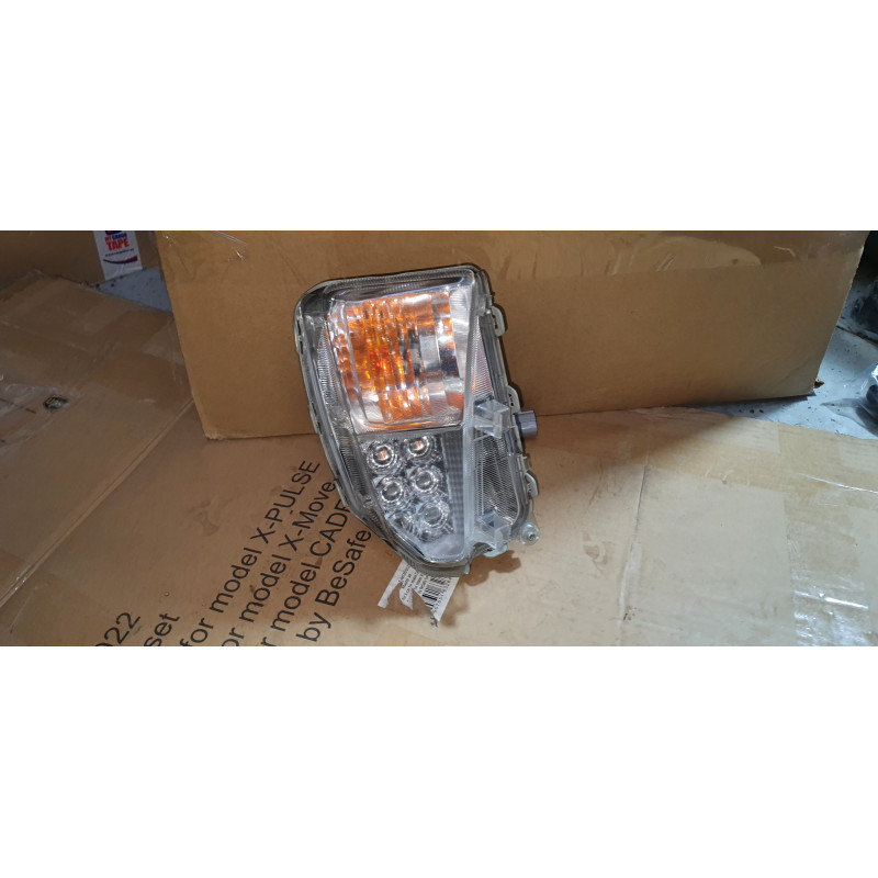 81511-47060 Toyota Prius Right LED Turn Signal Daytime Running Fog Lamp
