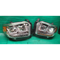 Toyota Tundra LED Headlight Set (Pair) 2014-2021