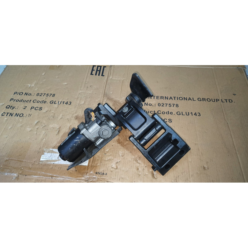 Cadillac Escalade Front Left Running Board Bracket Motor 2015-2020