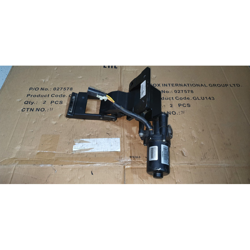68275812AC Dodge Ram 1500 Running Board Step Bracket Motor 2019-2023