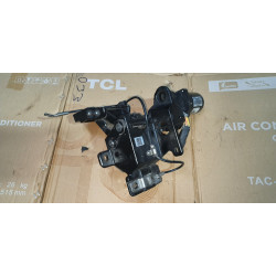 JL1B-16470-AG Ford Expedition Right Running Board Step Bracket Motor