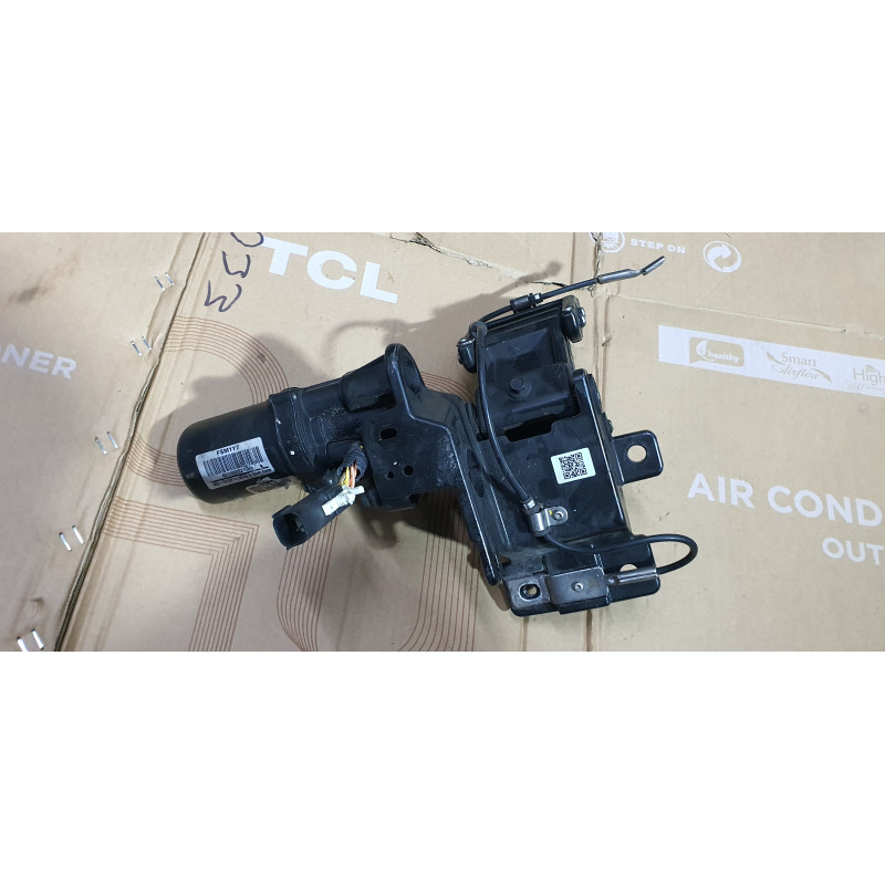 JL1B-16471-AG Lincoln Navigator Left Running Board Step Motor 2018-2023