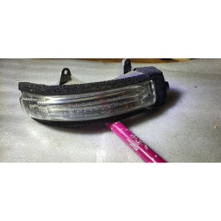 81730-60120 Toyota Land Cruiser Right Mirror Turn Signal LED Blinker Lamp