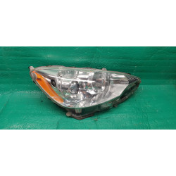 81110-52E80 Toyota Prius C Right Headlight 2012-2014