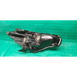 81170-47300 Toyota Prius V Left Halogen Headlight 2012-2014