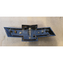 23125928 Chevrolet Malibu Gold Bowtie Front Grille Logo Badge Emblem