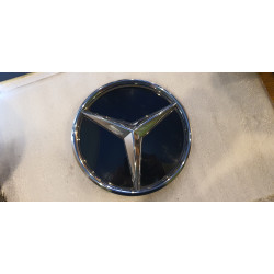 A1678175300 Mercedes-Benz GLE-Class Illuminated Star Grille Logo Emblem