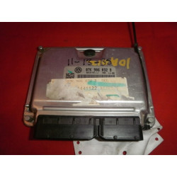 07K906032B Volkswagen Beetle Engine ECM Computer 2006-2007