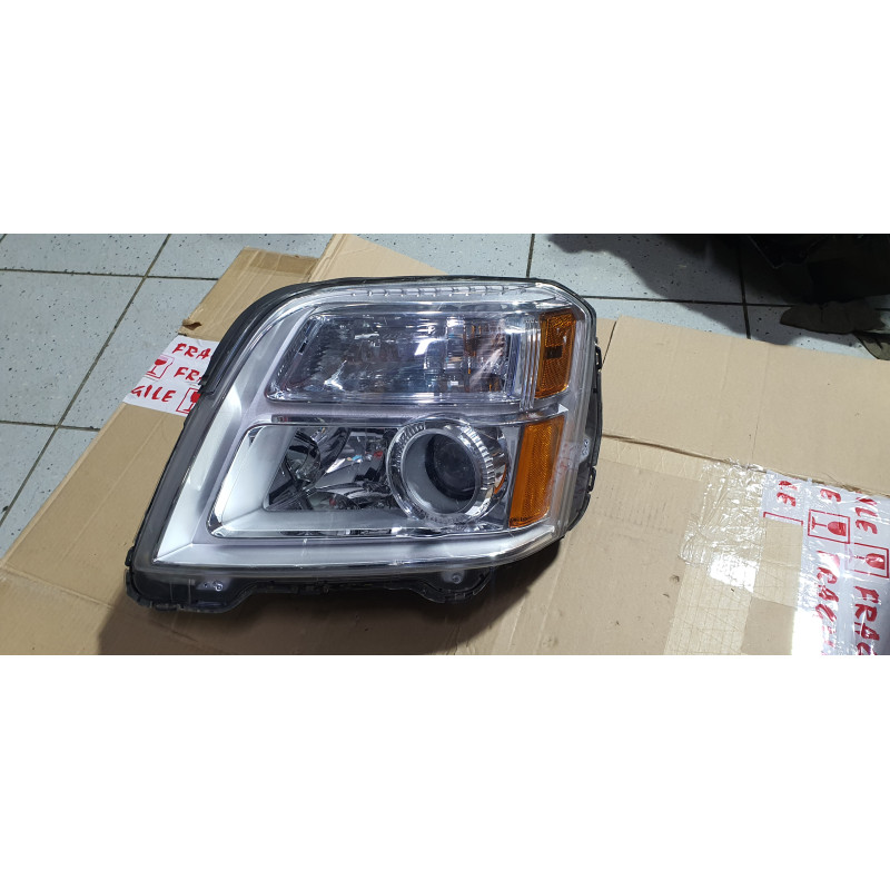 22822693 GMC Terrain Left Headlight 2010-2015 22915380