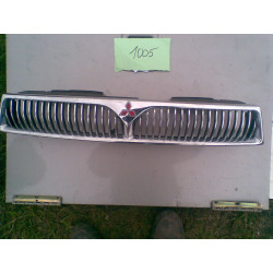 MR275199 Mitsubishi Galant Chrome Grille 1999-2001 MR275200