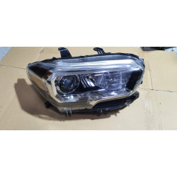 81110-04260 Toyota Tacoma Right Halogen Headlight (TRD Sport / Off Road)