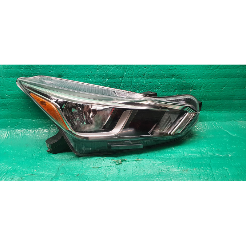 26010-5EE0A Nissan Versa Right Halogen Headlight 2020-2022