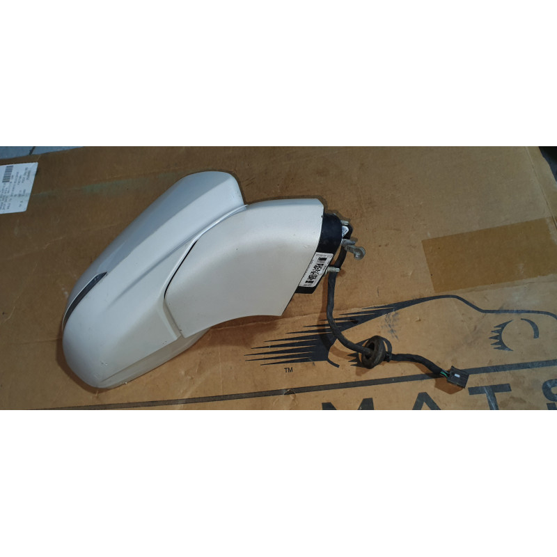 84409451 Cadillac XT4 Right Blind Spot Turn Mirror 2020-2023