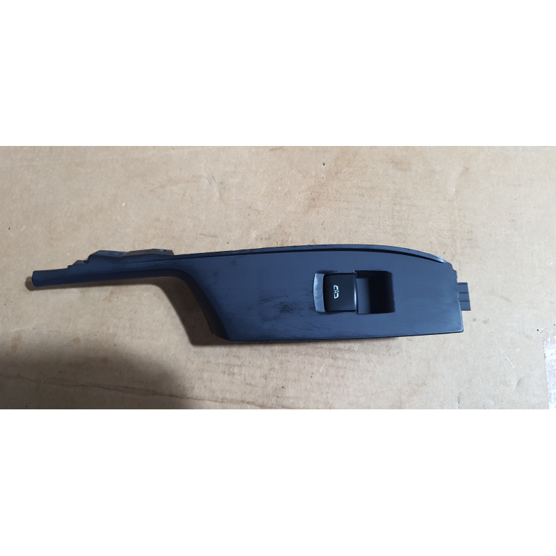 84597269 Chevrolet Camaro Right Door Window Control Switch 2016-2023