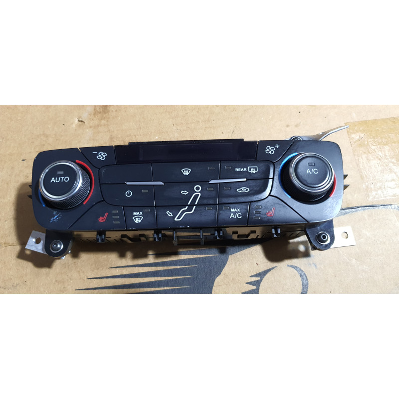 F1ET-18C612-CF Ford Focus AC Heater Climate Control Module 2015-2018
