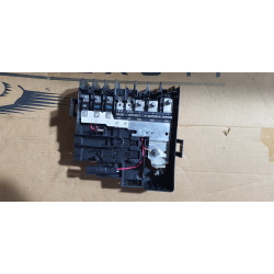 84874122 GMC Battery Distribution Engine Compartment Fuse Block Box