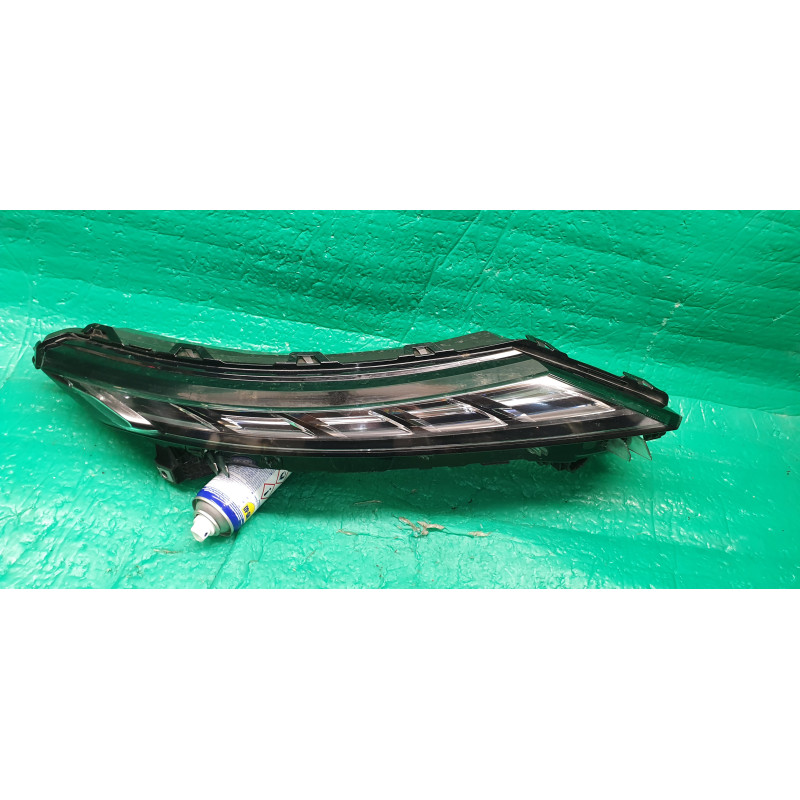 8310A044 Mitsubishi Outlander Right Daytime Running Signal LED Headlight