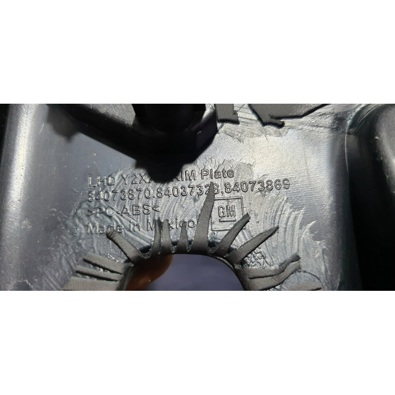 84794337 Chevrolet Corvette C8 Stingray Center Console Trimplate Panel