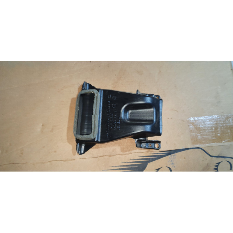 L0199324AB Dodge Challenger Center Console Rear Floor Air Inlet Duct