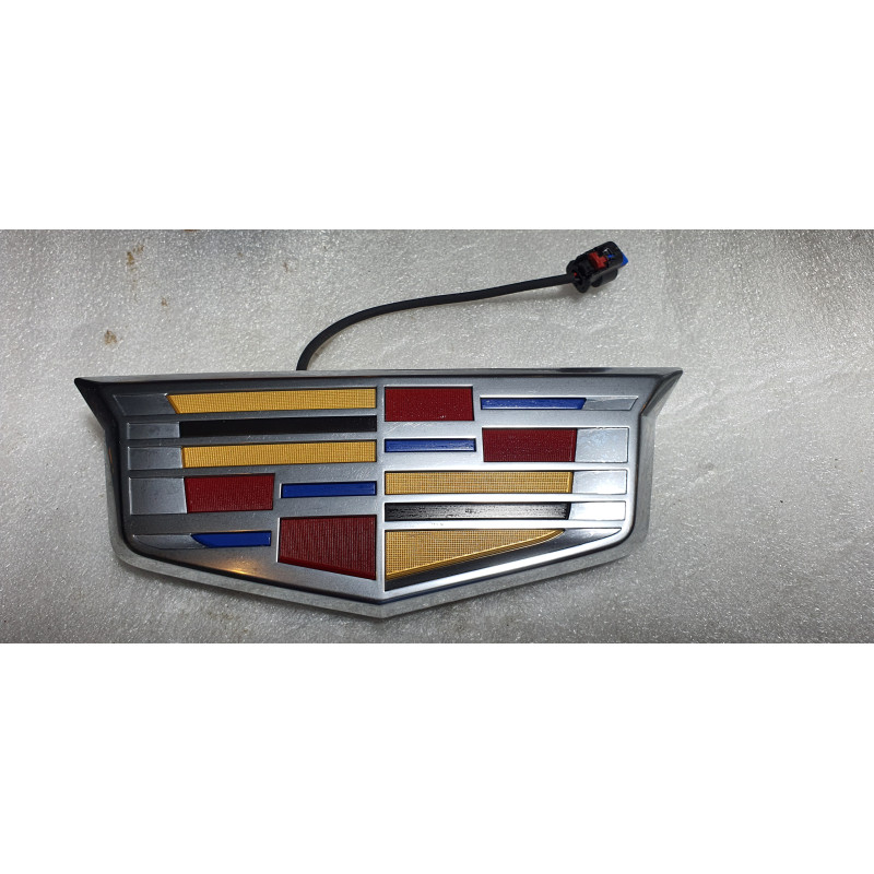 84814035 Cadillac Escalade Rear Liftgate Garage Door Opener Emblem