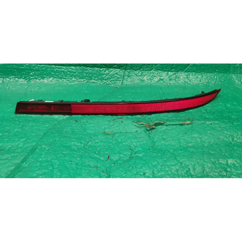 GA1B-15K272-A Lincoln Nautilus Left Rear Bumper LED Reflector Lamp