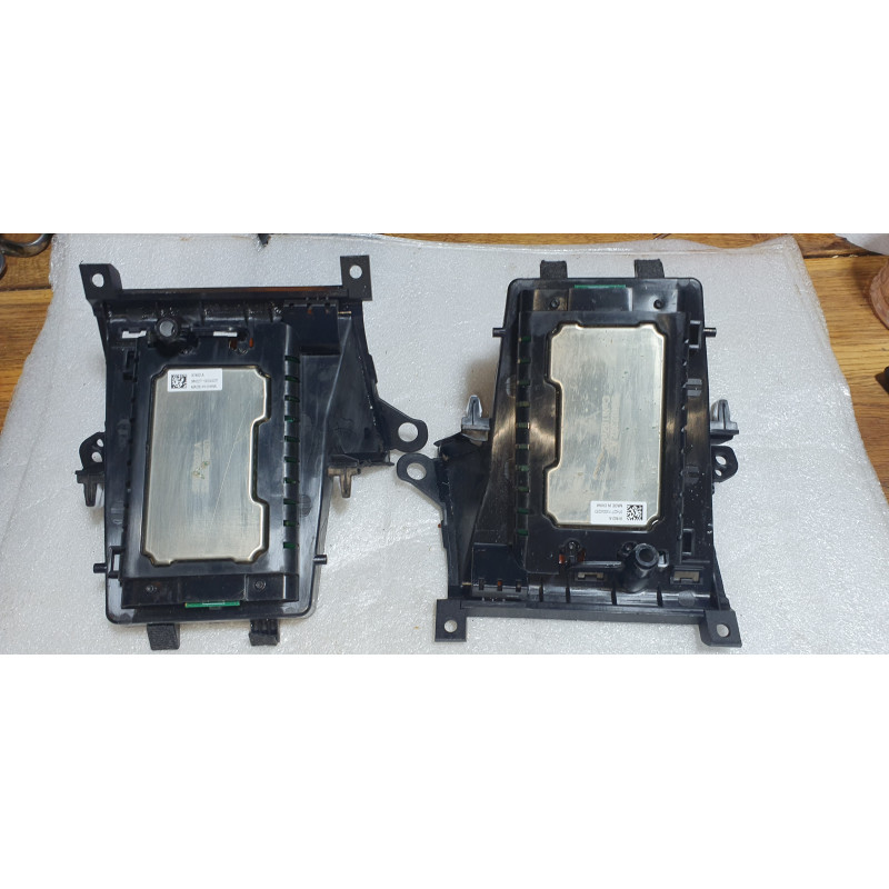 H671SAN220 Subaru Legacy Wireless Phone Charger Module 2020-2025 H671SAN202