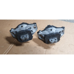 68375806AF Jeep Grand Cherokee Right Engine Active Mount Bracket Insulator