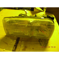16518600 Oldsmobile 88 Right Headlight 1994-1998 16518596