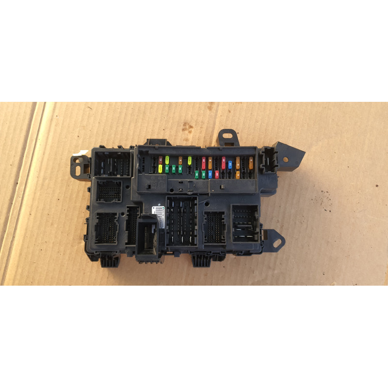 JU5T-15604-GGK Lincoln Navigator Fuse Box Body Control Module BCM 2018-2021