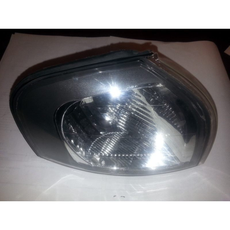 Volvo S80 Right Turn Signal Lamp 1999-2005