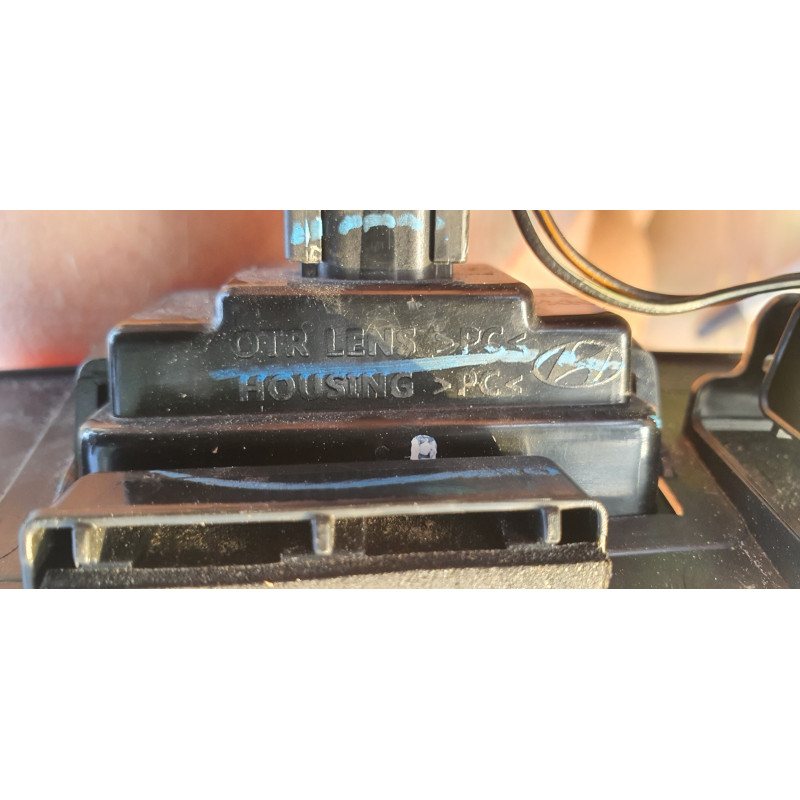 92510-N9100 Hyundai Tailgate License LED Lamp Camera Hole Molding Trim