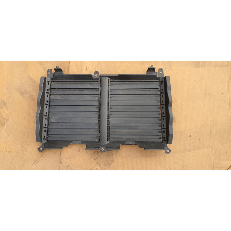 Toyota Tundra Active Grille Shutter 2022