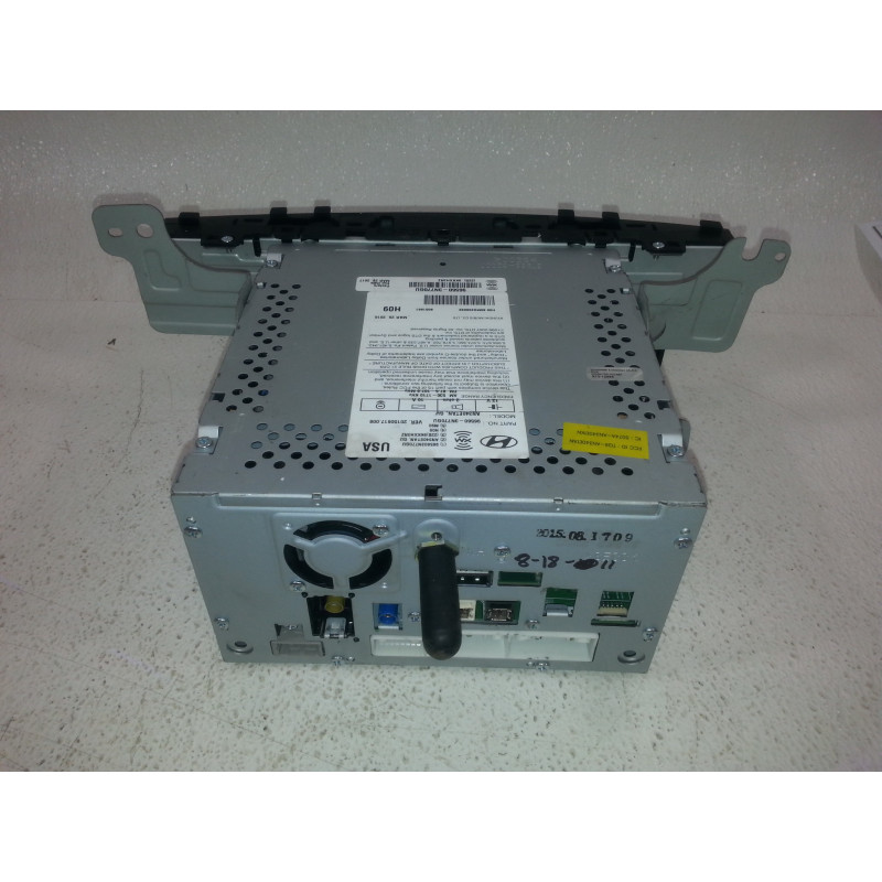 96560-3N770GU Hyundai Equus Bluetooth HD MP3 XM Radio CD Player Receiver