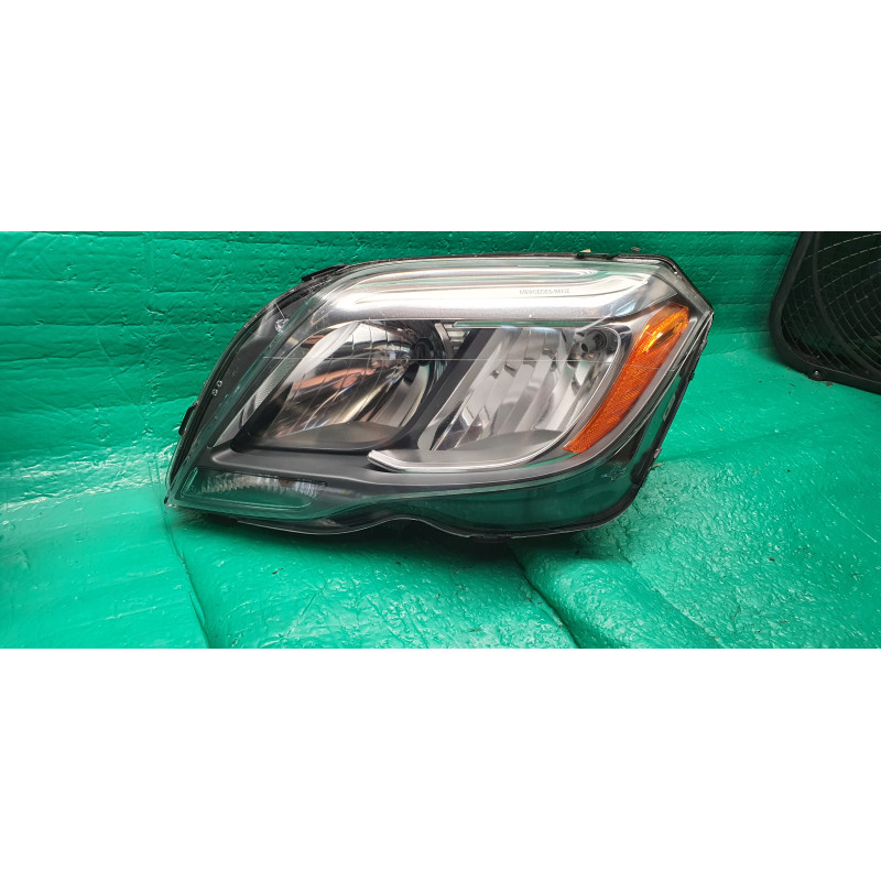 A2048201339 Mercedes-Benz GLK Left Halogen Headlight 2013-2015