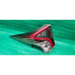 81560-47283 Toyota Prius Left LED Tail Lamp 2016-2018 81561-47281