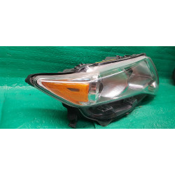 81110-0T010 Toyota Venza Right Xenon Headlight 2009-2012