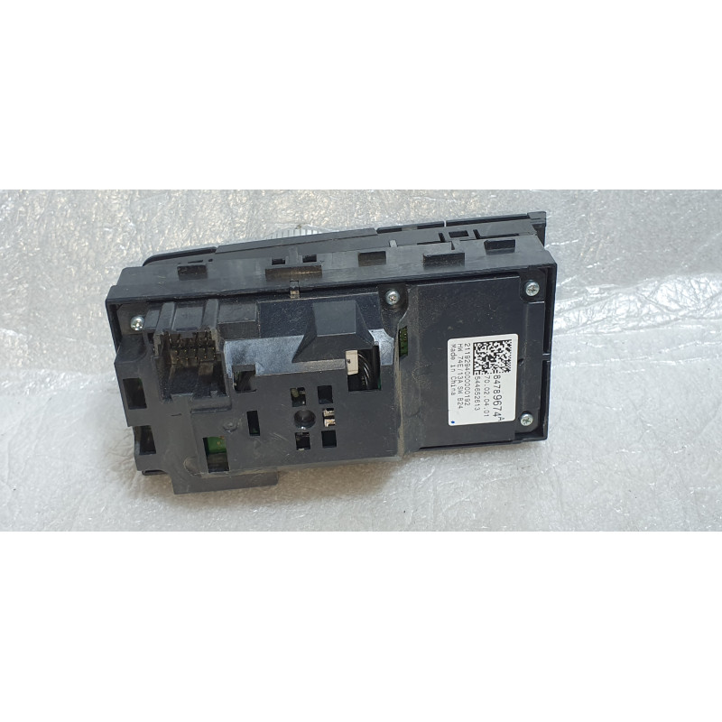 84789674 Cadillac XT4 Center Console Multimedia Control Switch 2019-2023