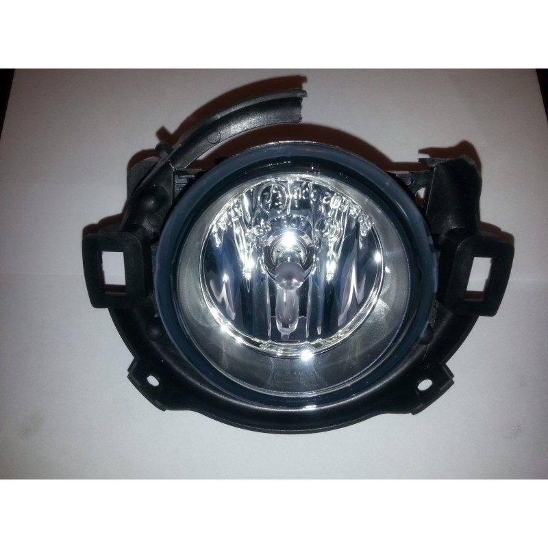 26150-EA025 Nissan Frontier Fog Lamp 2005-2016
