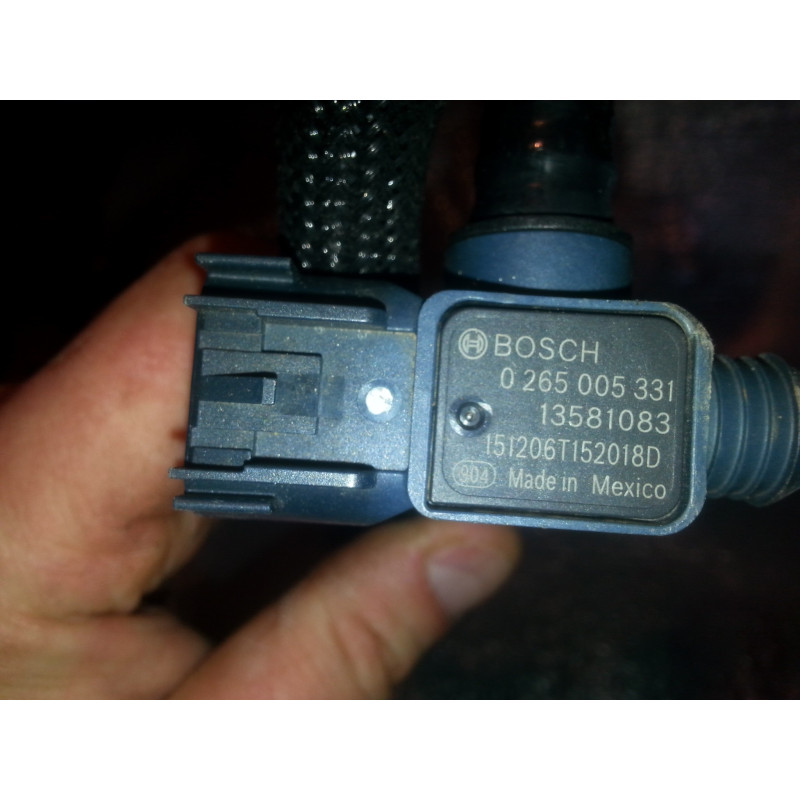 13581083 Chevrolet Camaro Vacuum Booster Check Valve 2016-2017