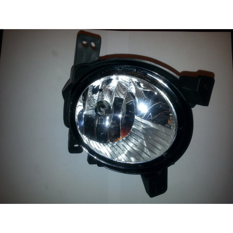 92202-2B500 Hyundai Santa Fe Right Fog Light 2010-2012